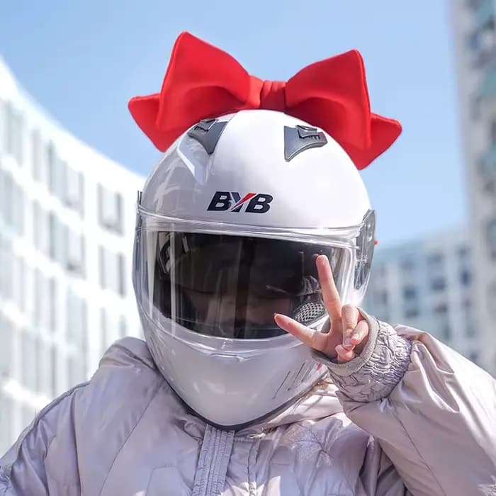 Mignon arc casque modélisation moto