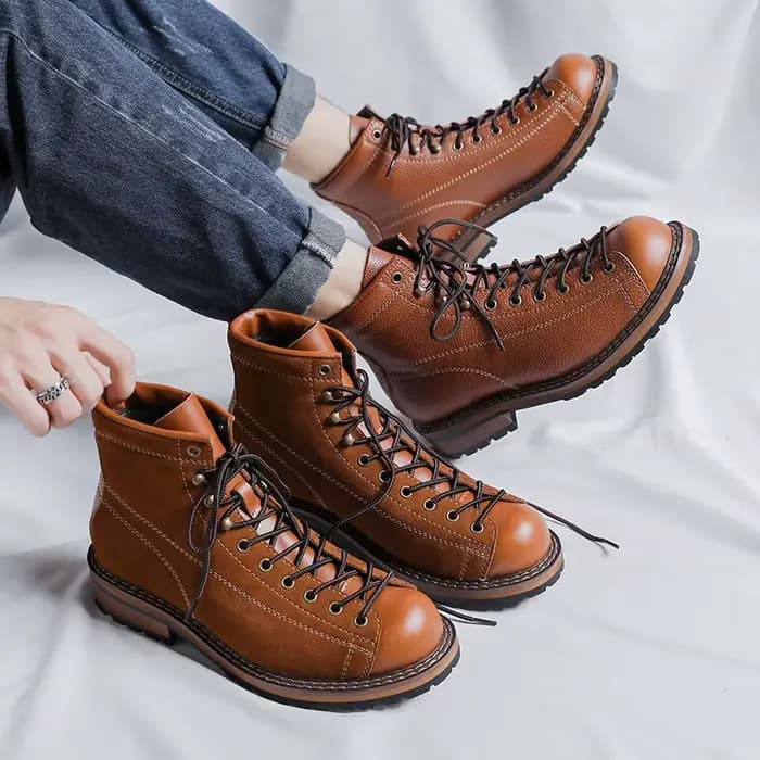 Bottes en cuir véritable pour hommes, chaussures de travail Vintage montantes pour hommes, bottes en cuir de Style britannique, chaussures à plateforme de printemps pour hommes