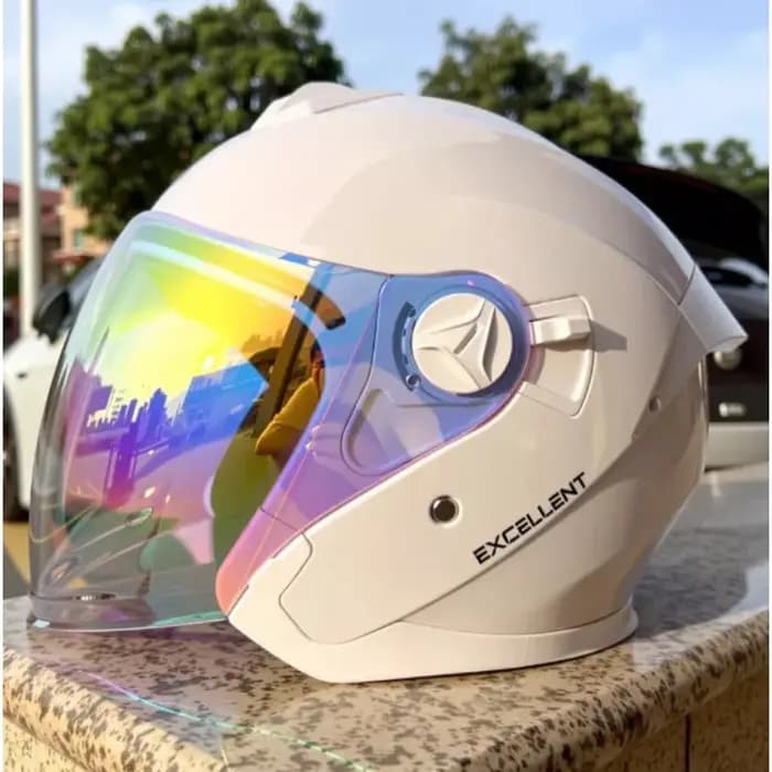 Casque de moto électrique léger pour femmes en été