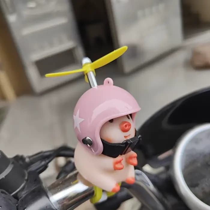Casque cochon rose et étoile blanche