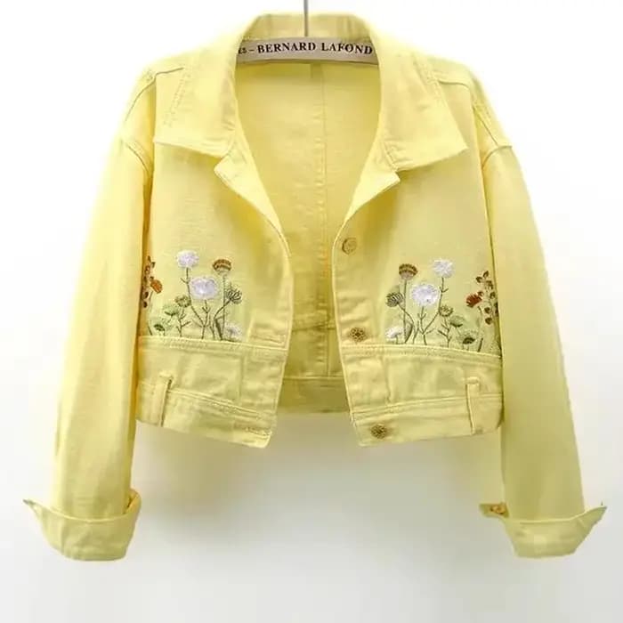 Veste en jean à manches longues brodée jaune français pour femmes printemps et automne nouveau manteau court décontracté Joker de haute qualité à la mode.