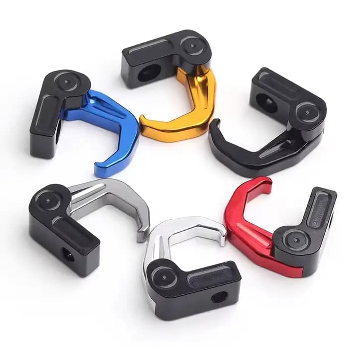 Crochets de rangement pour casque de moto