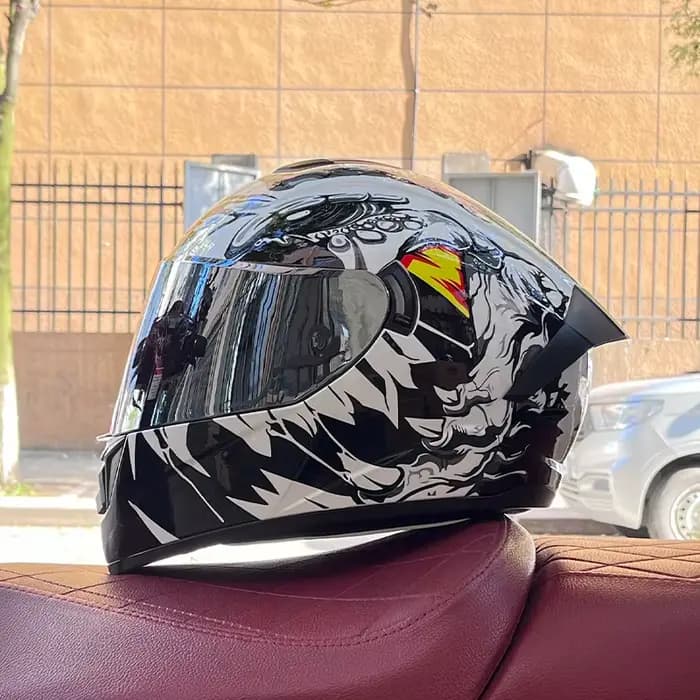Casque de moto intégral avec double lentille